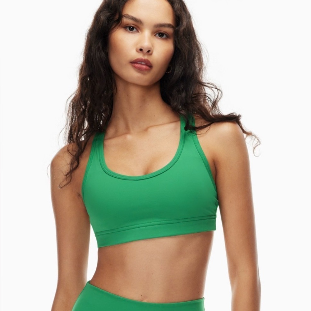 Aritzia tna sports bra size xxs
